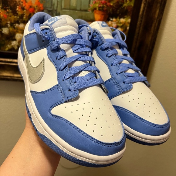 Nike Dunk Low Royal Pulse (Women's) sneakers - Picture 4 of 15